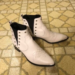 Marc Fisher Studded White Chelsea Boots 7